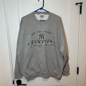 Vintage Lee Sport New York Yankees Crewneck Sweater. 90s, Casual, Preppy. XL